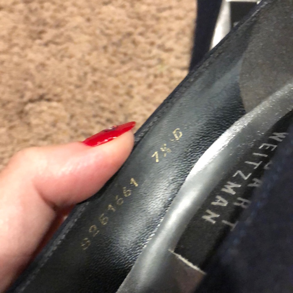 Stuart Weitzman size 7.5 - Picture 2 of 8